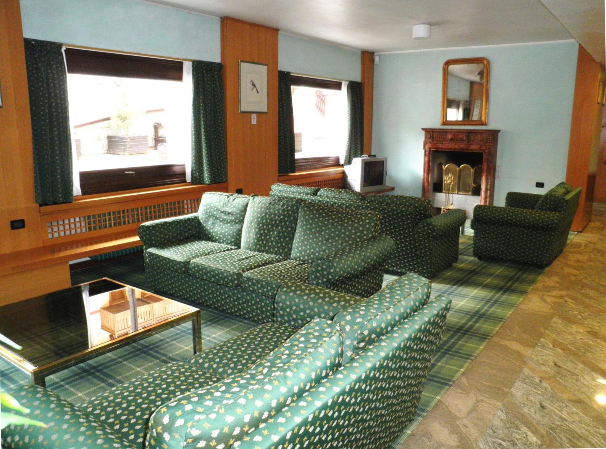 Residence Hotel Sport Campiglio Madonna Exterior foto